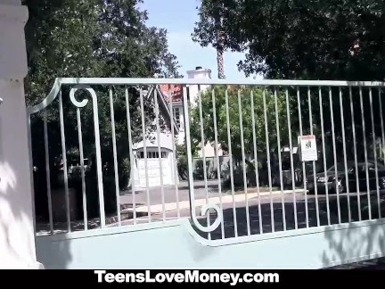 TeensLoveMoney – Skinny Blonde Offers Pussy For Money