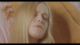 super crazy sexy teen masturbates