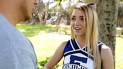 Petite High School Cheerleader Fucks Guy From Craigslist