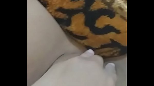 GAROTA SAFADA MOSTRAS PEITOS P.A