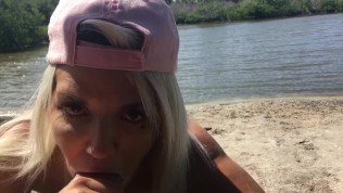 BLOWING MY ROOMMATE AT A PUBLIC BEACH