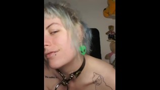 Striptease/Masturbation Book Review: The Host by Stephanie Meyer