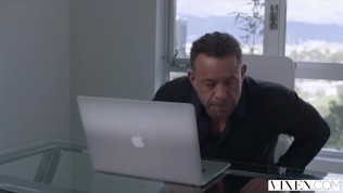 VIXEN Naughty College Student Secretly Seduces Her Sister’s Boyfriend